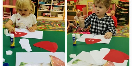 Powiększ grafikę: Szymon i Żywia wykonuja pracę plastyczną - muchomor