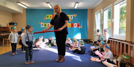 Powiększ grafikę: Leon jest pasowany na przedszkolaka