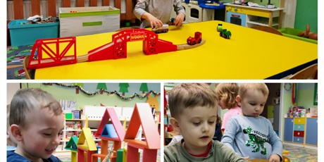 Powiększ grafikę: Zabawy swobodne dzieci, Szymek buduje klocki, Dominik układa tory kolejowe, a Igor segreguje figury geometryczne