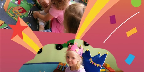 Powiększ grafikę: Laura obchodzi swoje 4 Urodziny, śpiewaliśmy sto lat, Laura dostała upominki i poczęstowała dzieci słodyczami